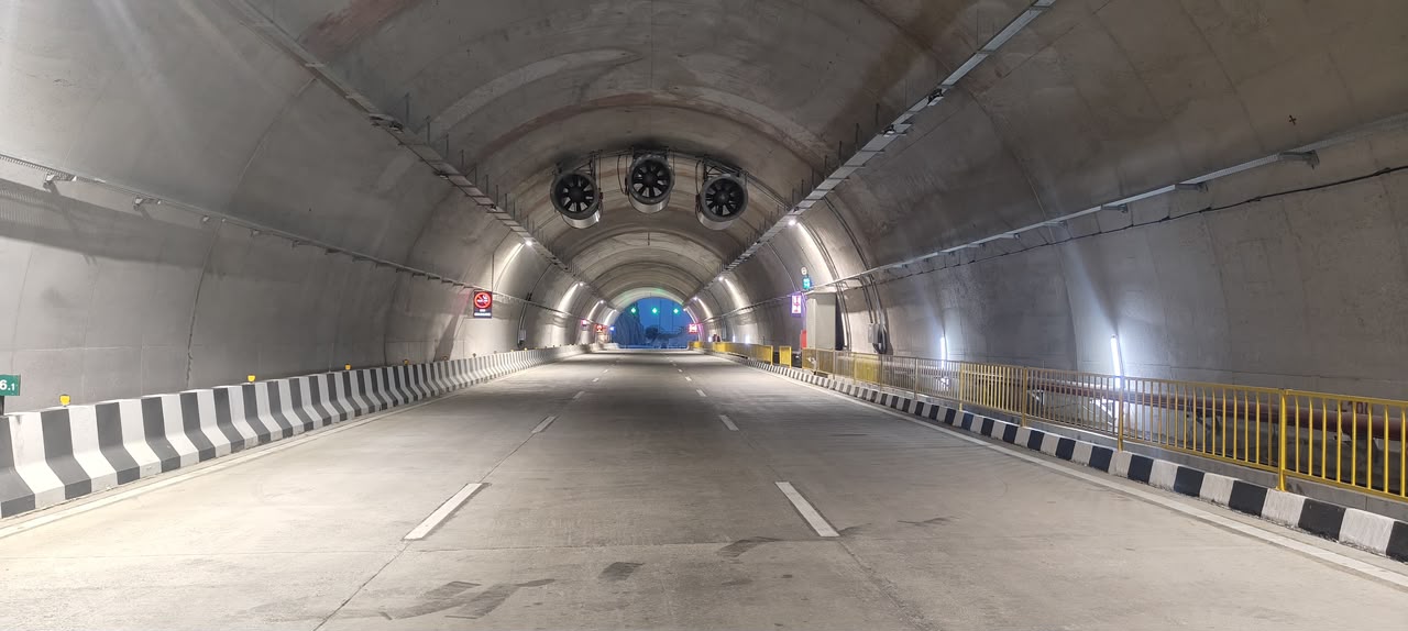 Completed tunnel carriageway with jet fans, Kandili-Tumbigura